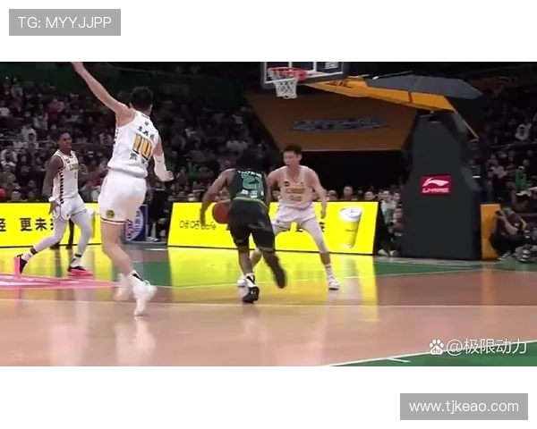 CBA辽宁队与广厦队最新对决分析及比赛精彩瞬间回顾